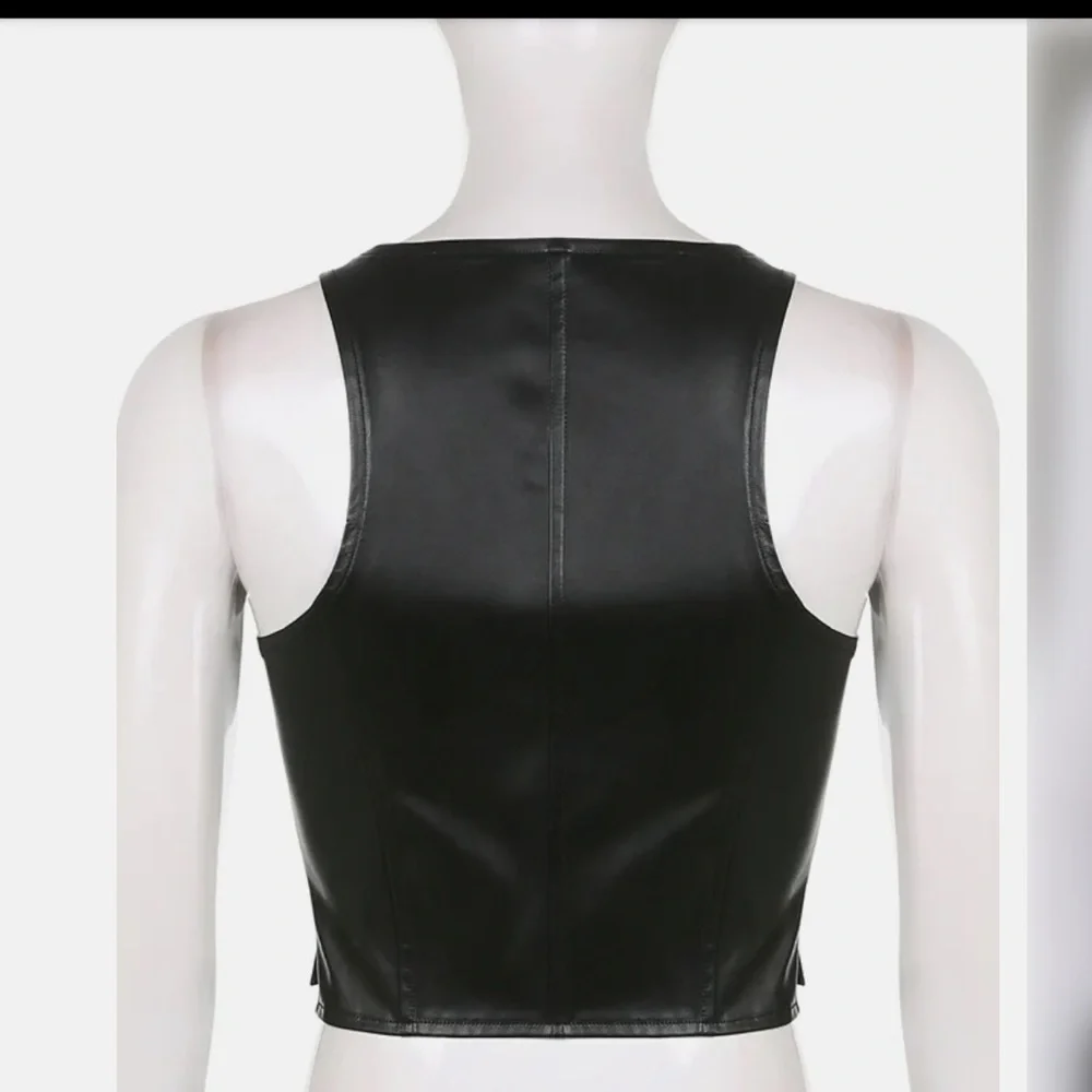 SEXY BODYCON BLACK PU LEATHER CROPPED VEST FAUX POCKETS SIZE LARGE - Picture 2 of 13